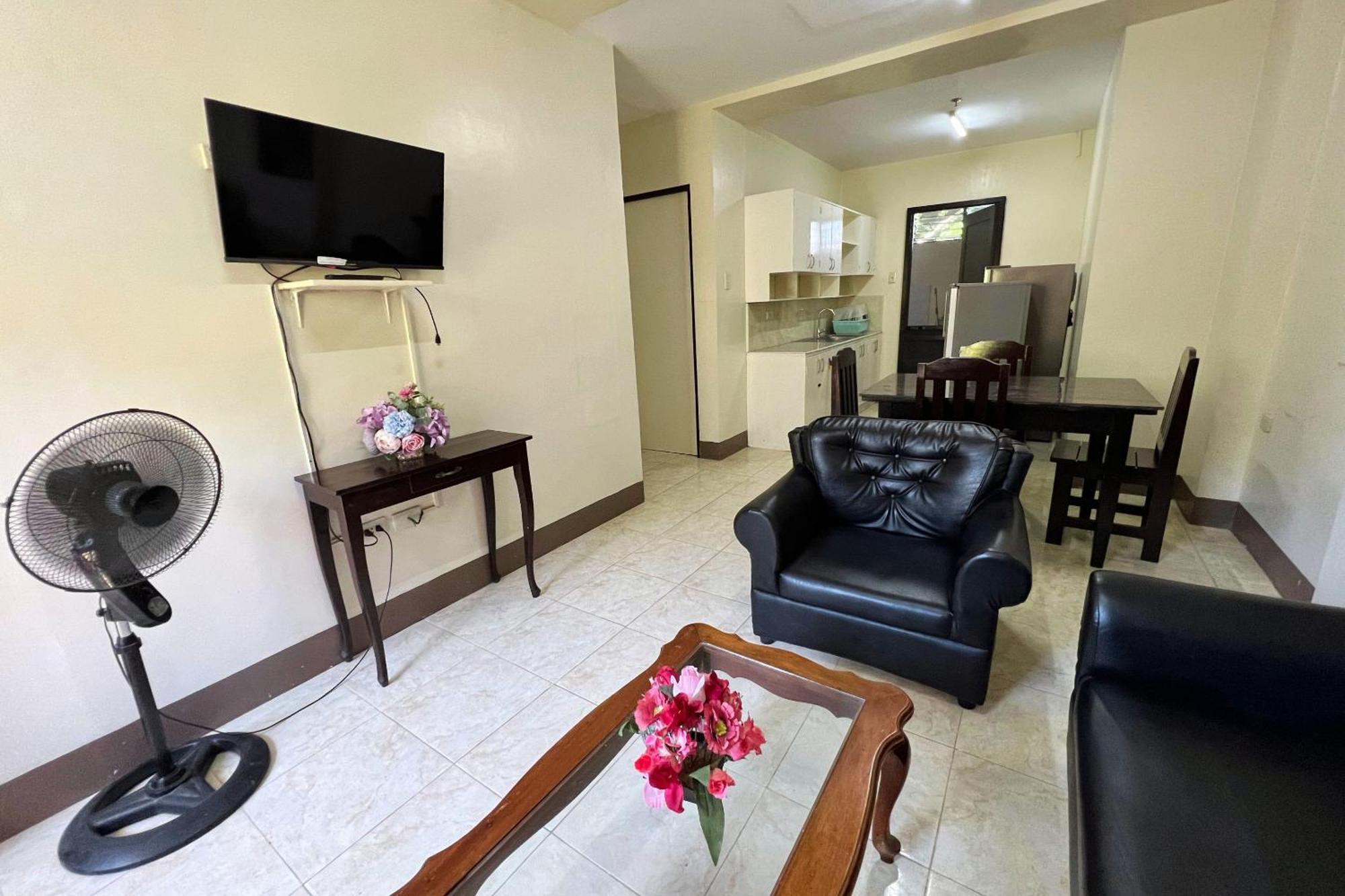 Sta Rosa Inn Iloilo Powered By Cocotel Chambre photo